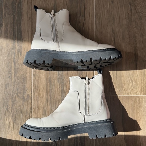ZARA White Patent Leather Chelsea Lug Boot - Picture 4 of 6